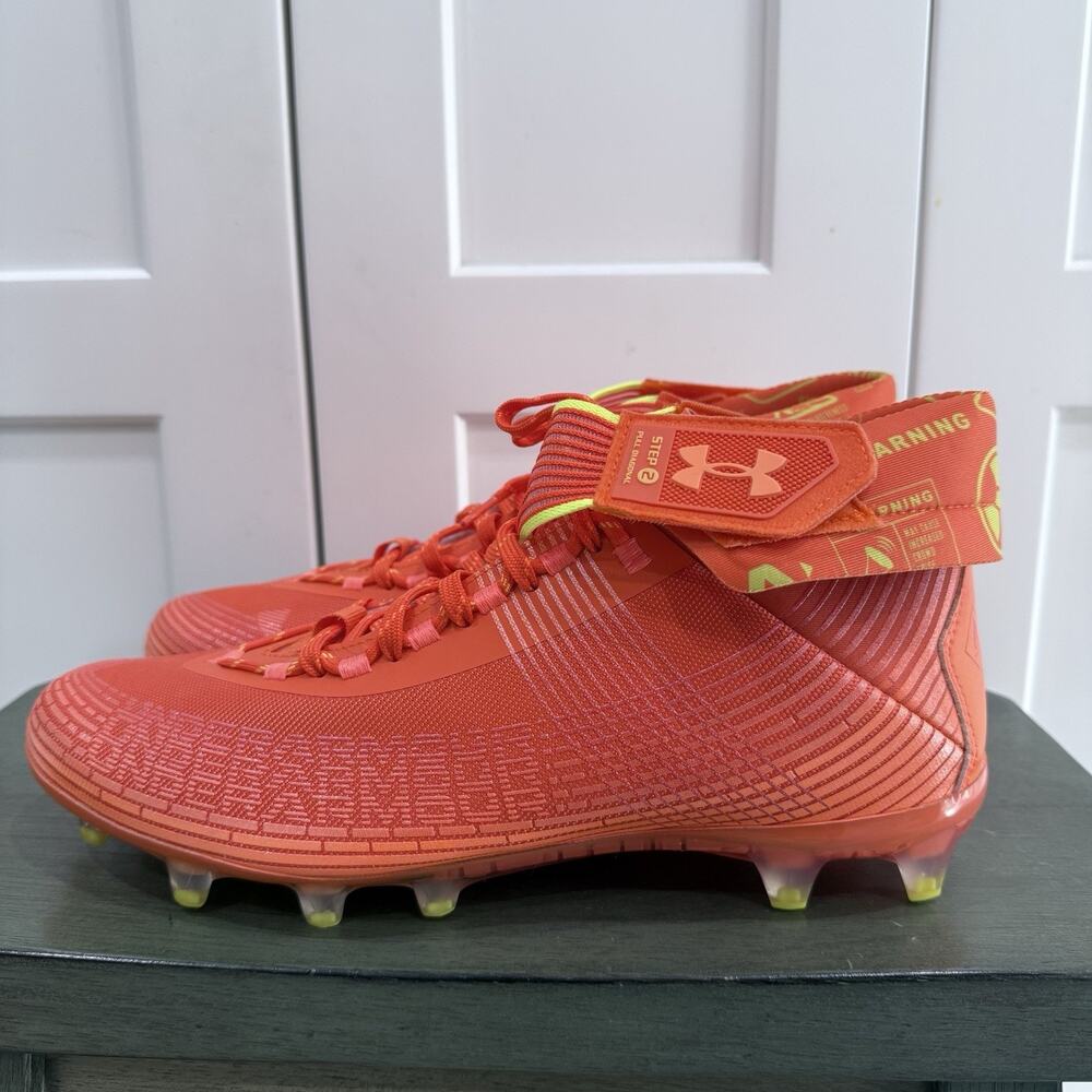 NEW UNDER ARMOUR HIGHLIGHT MC FOOTBALL CLEATS (3023716) SZ 12 MENS! - 9235